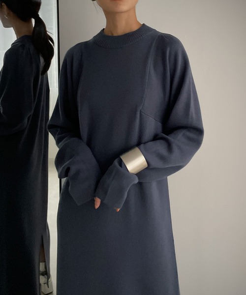 &g'aime（アンジェム）の「【&g’aime】ショルダータックニットワンピース（ワンピース・レディース・ブラック/ダークブルー/グレイッシュベージュ・FREE）」の6枚目の写真