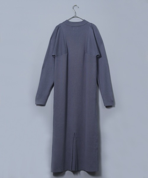&g'aime（アンジェム）の「【&g’aime】ショルダータックニットワンピース（ワンピース・レディース・ブラック/ダークブルー/グレイッシュベージュ・FREE）」の13枚目の写真