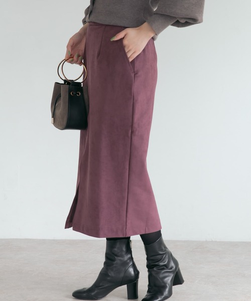 URBAN RESEARCH ROSSO WOMEN（アーバンリサーチ　ロッソ）の「エコスエードタイトスカート（スカート・レディース・パープル系その他/ブルー系その他/ブラウン・36/38）」の3枚目の写真