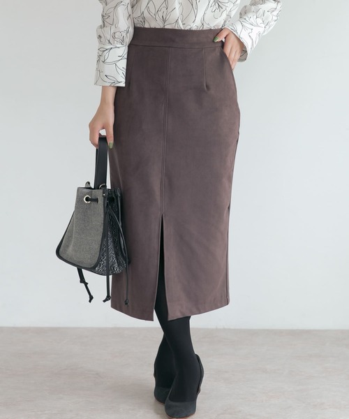 URBAN RESEARCH ROSSO WOMEN（アーバンリサーチ　ロッソ）の「エコスエードタイトスカート（スカート・レディース・パープル系その他/ブルー系その他/ブラウン・36/38）」の2枚目の写真