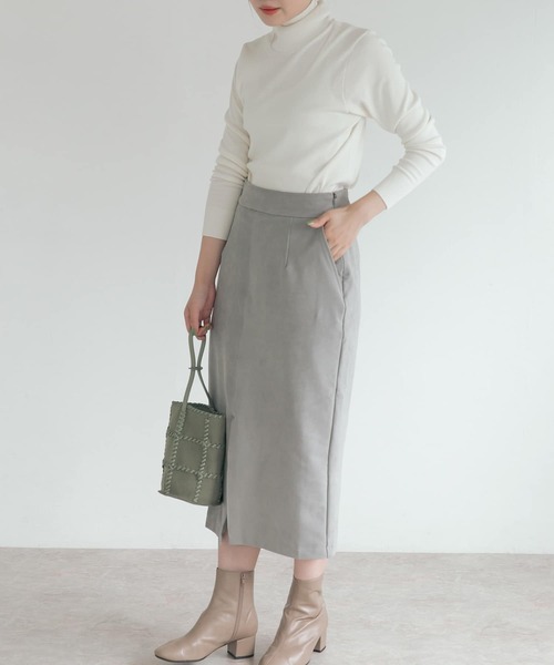 URBAN RESEARCH ROSSO WOMEN（アーバンリサーチ　ロッソ）の「エコスエードタイトスカート（スカート・レディース・パープル系その他/ブルー系その他/ブラウン・36/38）」の13枚目の写真