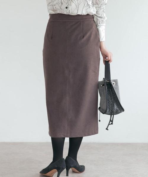 URBAN RESEARCH ROSSO WOMEN（アーバンリサーチ　ロッソ）の「エコスエードタイトスカート（スカート・レディース・パープル系その他/ブルー系その他/ブラウン・36/38）」の16枚目の写真