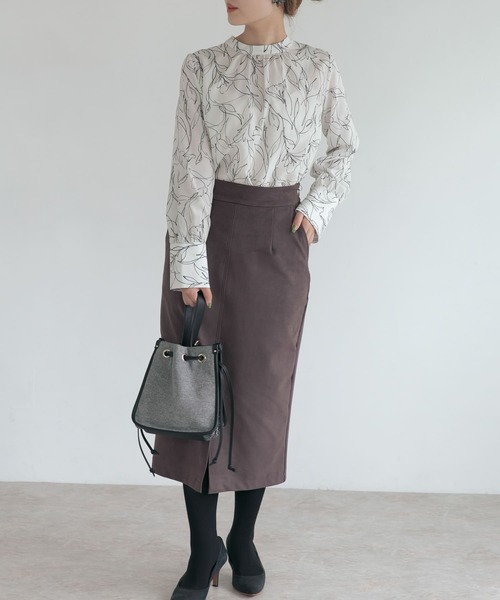 URBAN RESEARCH ROSSO WOMEN（アーバンリサーチ　ロッソ）の「エコスエードタイトスカート（スカート・レディース・パープル系その他/ブルー系その他/ブラウン・36/38）」の17枚目の写真