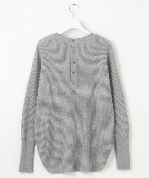 J.PRESS(ジェイプレス)の「【洗える】CASHMERE BLEND ラウンドヘム ワッフル ニット(ニット/セーター・レディース・ベージュ系/ライトグレー系・F)」の14枚目の写真