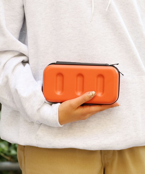 Nahe(ネーエ)の「nahe/ネーエ ハードシェルケース S 収納ケース モバイルガジェット 2026年 夏 夏服(PCグッズ・メンズ・ブラック/オレンジ/グリーン/アイボリー・FREE)」の12枚目の写真