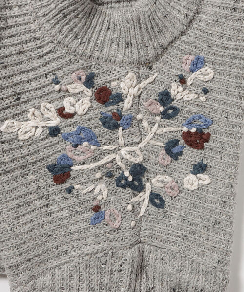 BEAMS HEART（ビームスハート）の「BEAMS HEART / ハンド刺繍 ニット