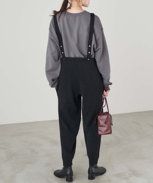 Chaco closet(チャコ クローゼット)の「カシミア混ニットロンパース(サロペット/オーバーオール・レディース・ブラック/オフホワイト/オレンジ/キャメル・FREE)」の9枚目の写真