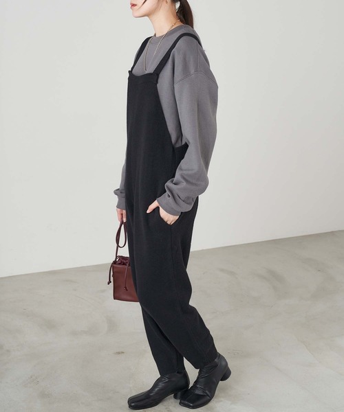 Chaco closet(チャコ クローゼット)の「カシミア混ニットロンパース(サロペット/オーバーオール・レディース・ブラック/オフホワイト/オレンジ/キャメル・FREE)」の11枚目の写真