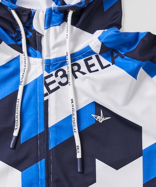 1piu1uguale3 RELAX（ウノピュウノウグァーレトレリラックス）の「【1PIU1UGUALE3 RELAX】GEOMETRIC RASH GUARD ZIP HOODIE / ジオメトリック柄 ラッシュガード（ラッシュガード・メンズ・サックスブルー系/ブラック系・LARGE/MEDIUM/X-LARGE）」の15枚目の写真