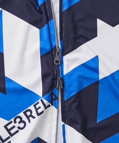 1piu1uguale3 RELAX（ウノピュウノウグァーレトレリラックス）の「【1PIU1UGUALE3 RELAX】GEOMETRIC RASH GUARD ZIP HOODIE / ジオメトリック柄 ラッシュガード（ラッシュガード・メンズ・サックスブルー系/ブラック系・LARGE/MEDIUM/X-LARGE）」の16枚目の写真