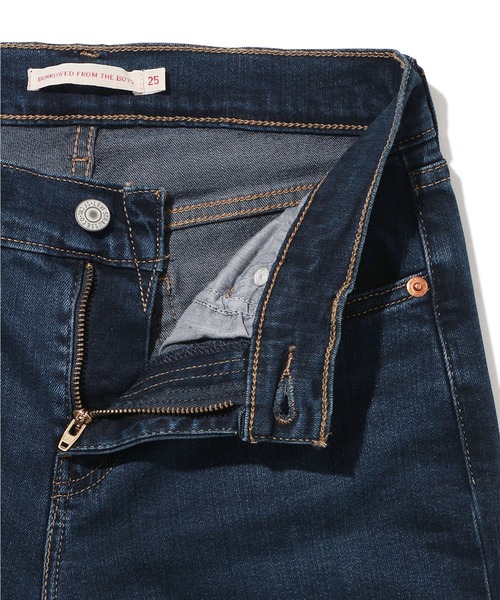 Levi's（リーバイス）の「MID RISE BORROWED FROM THE BOYS BOGOTA LOW（デニムパンツ・レディース・ダークインディゴブルー・23inch/24inch/25inch/26inch/27inch/28inch）」の12枚目の写真