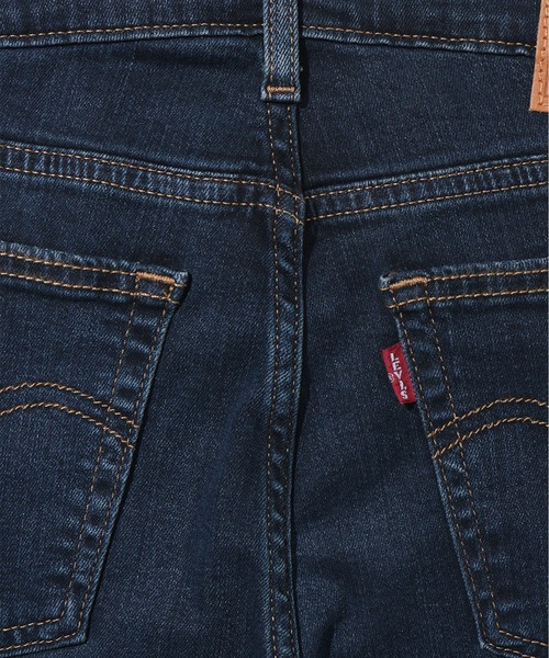 Levi's（リーバイス）の「MID RISE BORROWED FROM THE BOYS BOGOTA LOW（デニムパンツ・レディース・ダークインディゴブルー・23inch/24inch/25inch/26inch/27inch/28inch）」の14枚目の写真
