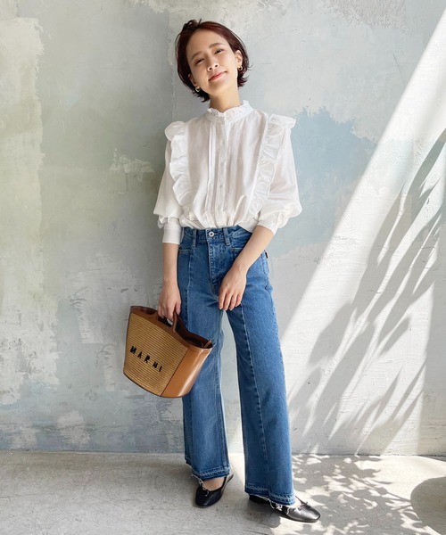 【新品】SPICK＆SPAN ブラウス　2024ss ピンタック　フリル　白 最大80％オフ 新品】SPICK＆SPAN ブラウス 2024ss ピンタック