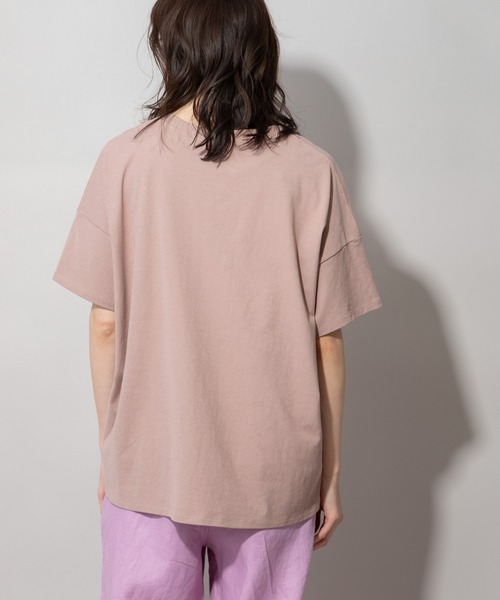 Munich（ミューニック）の「ヴィンテージツイストジャージUネックTシャツ（Tシャツ/カットソー・レディース・ホワイト/ブラック/ベージュ/スモークピンク・FREE）」の10枚目の写真