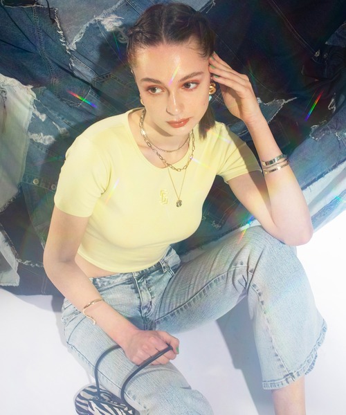 SPIRALGIRL(スパイラルガール)の「ワンポイントアイコンロゴちびTシャツ(Tシャツ/カットソー・レディース・ブラック/パープル/オフホワイト/イエロー・FREE)」の4枚目の写真