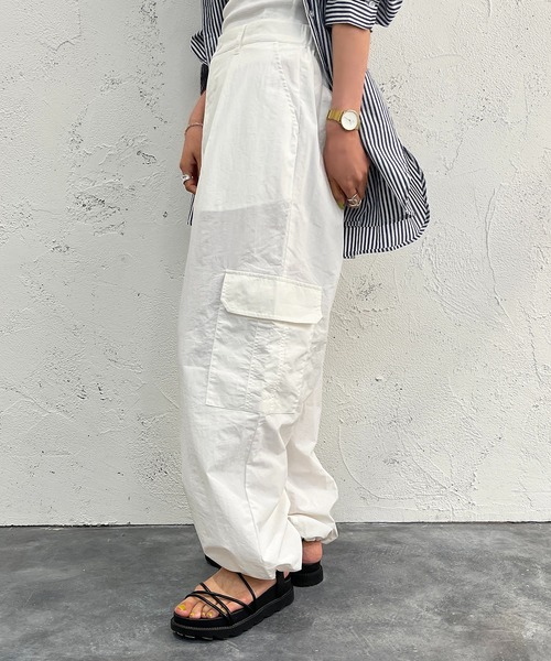 apres jour mignon（アプレジュールミニョン）の「イージーカーゴパンツ【ZOZOTOWN限定アイテム】（カーゴパンツ・レディース・ブラック/オフホワイト/ピンク/ブラウン系その他/カーキ・X-LARGE/フリー）」の6枚目の写真