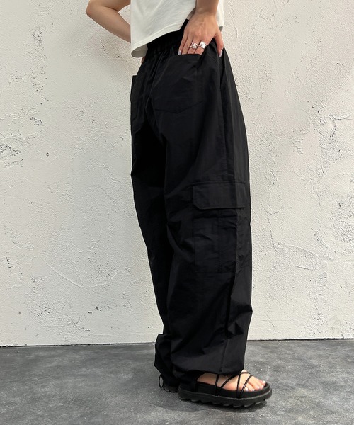 apres jour mignon（アプレジュールミニョン）の「イージーカーゴパンツ【ZOZOTOWN限定アイテム】（カーゴパンツ・レディース・ブラック/オフホワイト/ピンク/ブラウン系その他/カーキ・X-LARGE/フリー）」の13枚目の写真