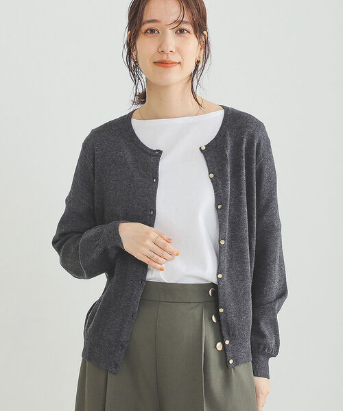 BEAMS HEART(ビームスハート)の「BEAMS HEART / ベーシック カーディガン(カーディガン/ボレロ・レディース・チャコールグレー/ブラック/オフホワイト/マスタード・FREE)」の13枚目の写真