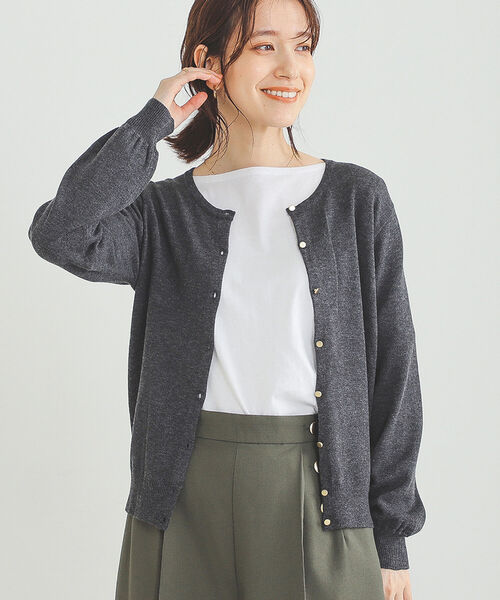 BEAMS HEART(ビームスハート)の「BEAMS HEART / ベーシック カーディガン(カーディガン/ボレロ・レディース・チャコールグレー/ブラック/オフホワイト/マスタード・FREE)」の3枚目の写真