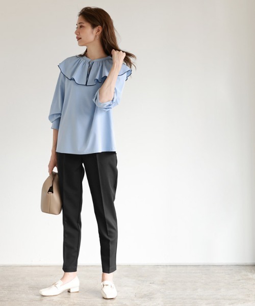 Pierrot（ピエロ）の「2wayフリルカラーブラウス（シャツ/ブラウス・レディース・ブラック/ネイビー/オフホワイト/ブルー・M/L）」の17枚目の写真