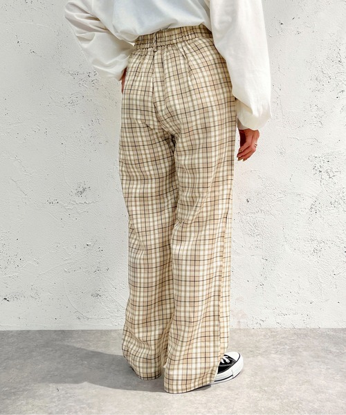 apres jour mignon(アプレジュールミニョン)の「チェックストレートパンツ【ZOZOTOWN限定アイテム】(その他パンツ・レディース・グリーン/ブラック系その他/ボルドー/ベージュ系その他・MEDIUM/X-LARGE/SMALL)」の13枚目の写真