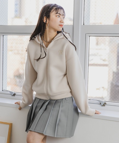 repipi armario（レピピ アルマリオ）の「ダンボールZIPパーカー