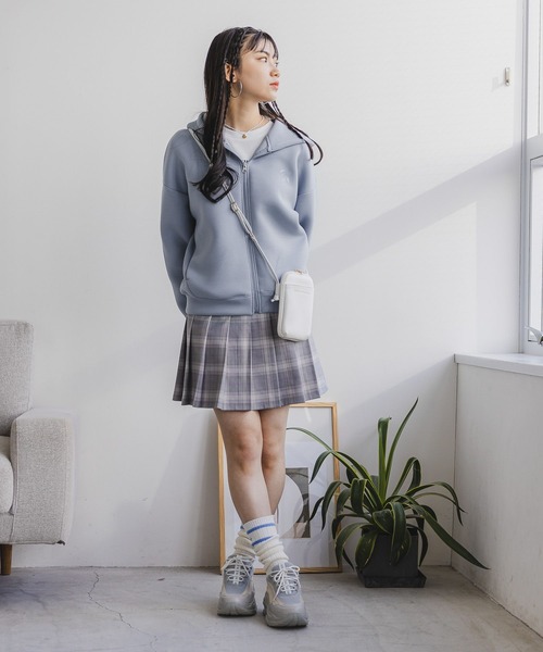 repipi armario（レピピ アルマリオ）の「ダンボールZIPパーカー（パーカー・キッズ・ナチュラル/サックスブルー/ブラック・SMALL/MEDIUM/LARGE）」の12枚目の写真