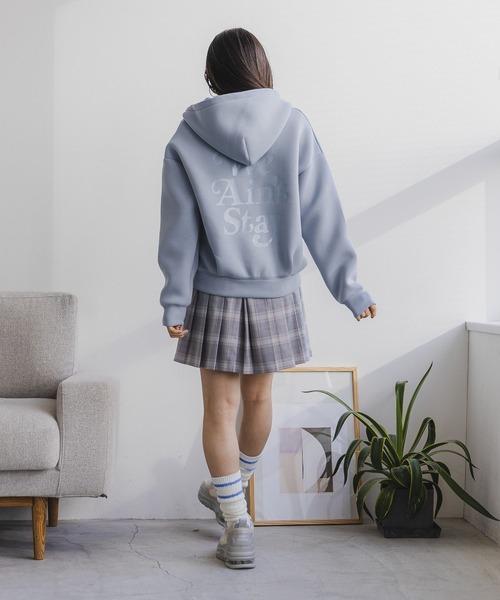 repipi armario（レピピ アルマリオ）の「ダンボールZIPパーカー（パーカー・キッズ・ナチュラル/サックスブルー/ブラック・SMALL/MEDIUM/LARGE）」の15枚目の写真