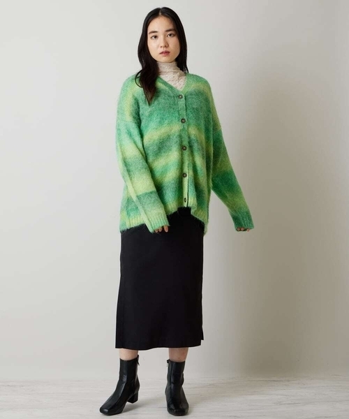 A de a.v.v(アードアー・ヴェ・ヴェ)の「グラデーションチュニックカーディガン(カーディガン/ボレロ・レディース・グリーン/イエロー・FREE)」の13枚目の写真