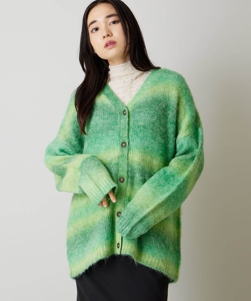 A de a.v.v(アードアー・ヴェ・ヴェ)の「グラデーションチュニックカーディガン(カーディガン/ボレロ・レディース・グリーン/イエロー・FREE)」の16枚目の写真