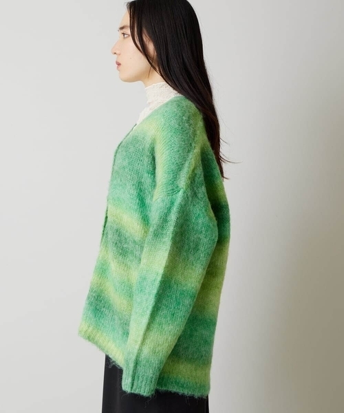 A de a.v.v(アードアー・ヴェ・ヴェ)の「グラデーションチュニックカーディガン(カーディガン/ボレロ・レディース・グリーン/イエロー・FREE)」の17枚目の写真
