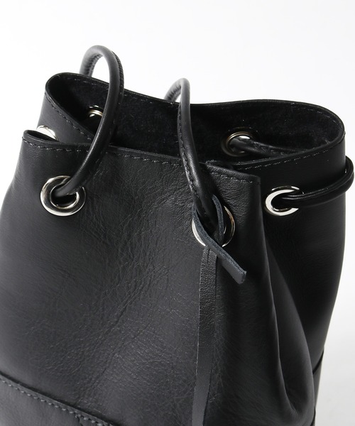 marco masi（マルコマージ）の「MARCO MASI/マルコマージ BUCKET BAG 巾着バッグ（ハンドバッグ・レディース・キャメル/ベージュ/ブラック・FREE）」の8枚目の写真