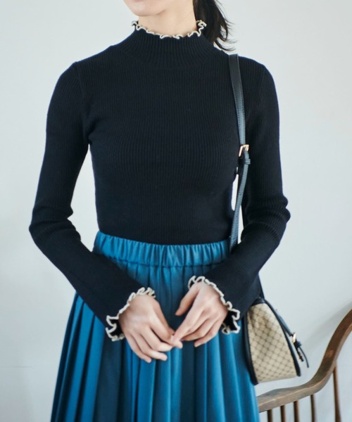 FREE'S MART（フリーズマート）の「◆配色メローリブハイネックニット（ニット/セーター・レディース・ホワイト/ブラック/ピンク/ブルー・FREE）」の2枚目の写真