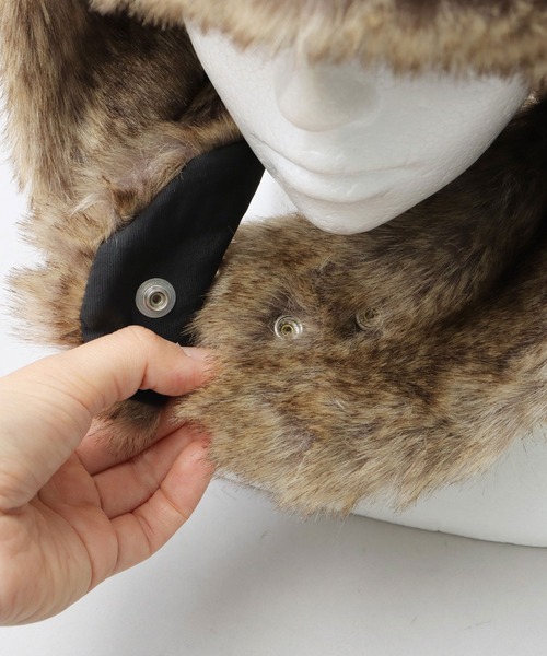 UNIVERSAL OVERALL(ユニバーサルオーバーオール)の「タフタナイロン フェイクファー アビエーター / フライトキャップ(キャップ・メンズ・ブラック/カーキ・FREE)」の18枚目の写真