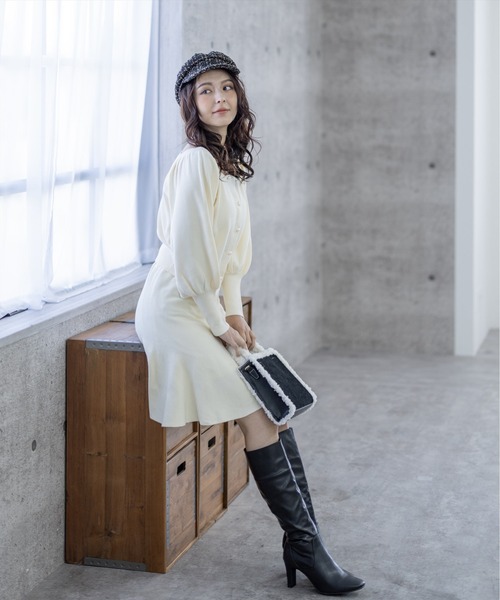 clear（クリア）の「フレアニットミニスカート[セットアップ可能]（スカート・レディース・ブラック/グレー/アイボリー・F）」の16枚目の写真