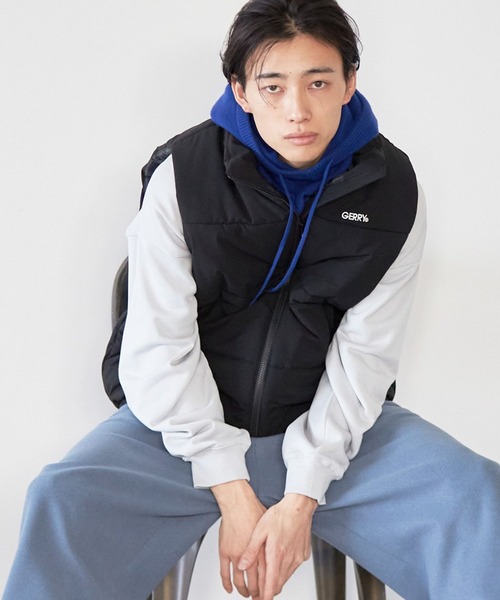 LOWRYS FARM（ローリーズファーム）の「ＧＥＲＲＹＺＩＰベスト　169537（その他アウター・メンズ・ブラック/ブルー・MEDIUM/LARGE）」の2枚目の写真