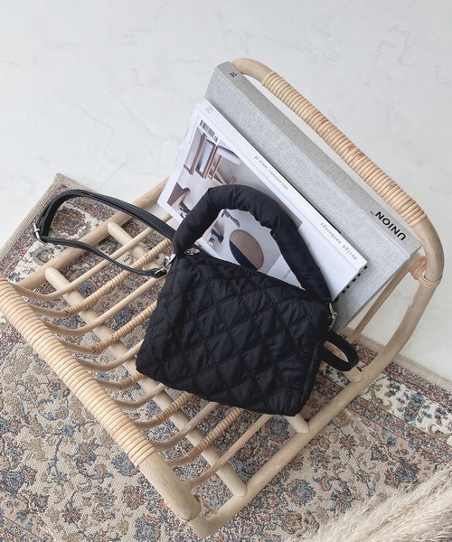 AS KNOW AS plus（アズノゥアズプラス）の「♪ピコ キルティングバッグ（ハンドバッグ・レディース・アイボリー/カーキ/ブラック・FREE）」の7枚目の写真