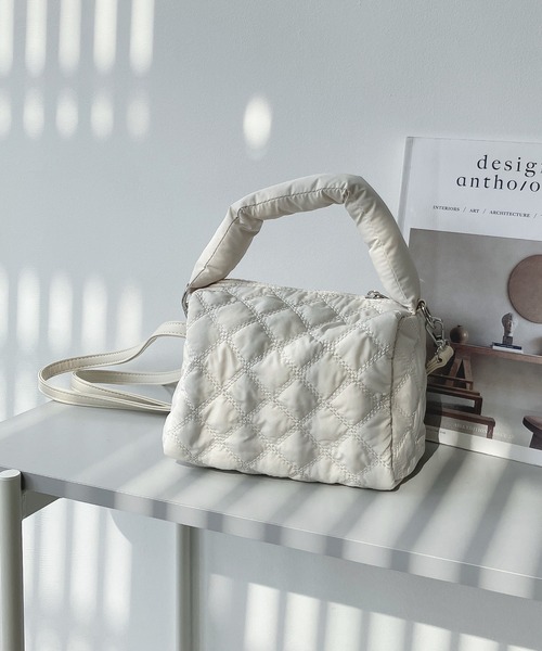 AS KNOW AS plus（アズノゥアズプラス）の「♪ピコ キルティングバッグ（ハンドバッグ・レディース・アイボリー/カーキ/ブラック・FREE）」の9枚目の写真