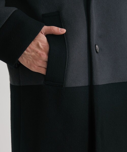 UNITED TOKYO（ユナイテッドトウキョウ）の「COLOR BLOCK ULSTER COAT（ダウンジャケット/コート・メンズ・ネイビー/ダークグレー・2/1）」の12枚目の写真