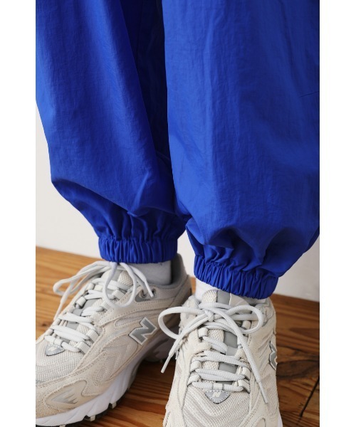 RODEO CROWNS WIDE BOWL(ロデオクラウンズワイドボウル)の「SHARE EASY TRACK PANTS(その他パンツ・レディース・ブルー/ブラック/パープル/グリーン・MEDIUM/LARGE)」の19枚目の写真