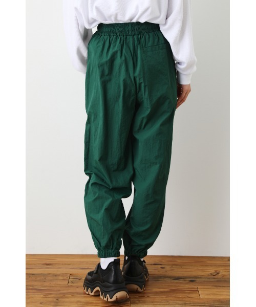 RODEO CROWNS WIDE BOWL(ロデオクラウンズワイドボウル)の「SHARE EASY TRACK PANTS(その他パンツ・レディース・ブルー/ブラック/パープル/グリーン・MEDIUM/LARGE)」の13枚目の写真