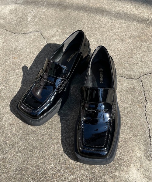 CIAOPANIC（チャオパニック）の「スクエアボリュームローファー（ローファー・レディース・ブラック/ベージュ・LARGE/SMALL/MEDIUM）」の10枚目の写真