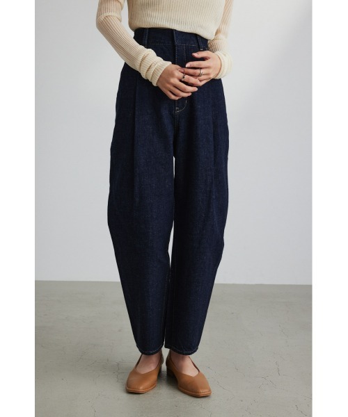 STYLEMIXER(スタイルミキサー)の「ラウンドタックデニム(デニムパンツ・レディース・インディゴブルー・MEDIUM/SMALL/X-SMALL)」の1枚目の写真
