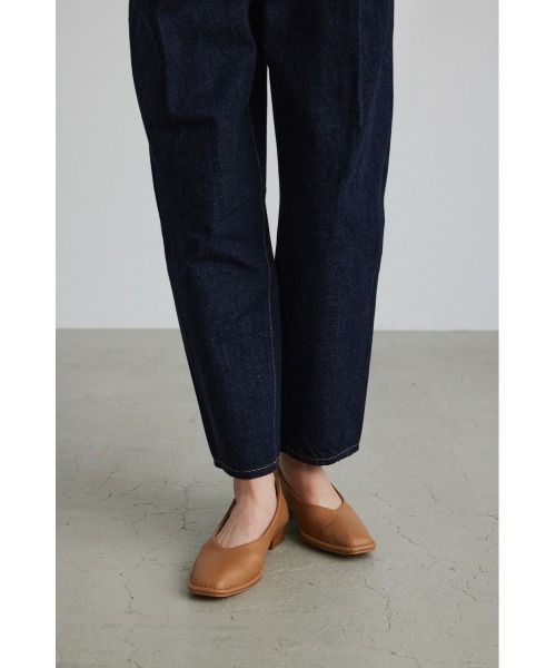 STYLEMIXER(スタイルミキサー)の「ラウンドタックデニム(デニムパンツ・レディース・インディゴブルー・MEDIUM/SMALL/X-SMALL)」の2枚目の写真