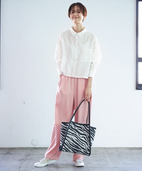 LEPSIM(レプシィム)の「ツヤサテンイージーパンツ 179313(その他パンツ・レディース・アイボリー/カーキ/ブラック/ライトピンク・FREE)」の10枚目の写真