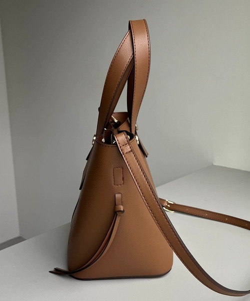 CAPRICIEUX LE'MAGE(カプリシューレマージュ)の「センターシームポーチ付バッグ(ハンドバッグ・レディース・モカ/ブラック/オフホワイト・FREE)」の14枚目の写真