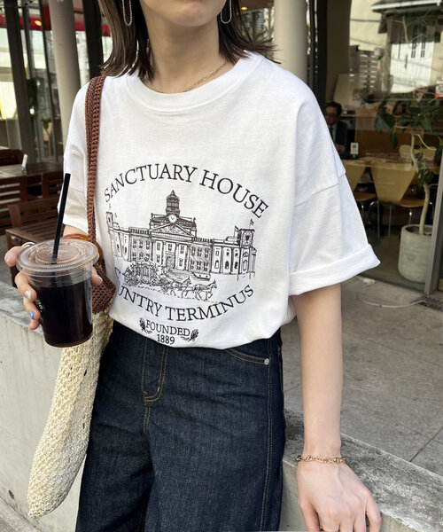 DISCOAT（ディスコート）の「【WEB限定】モチーフ刺繍ロゴTシャツ《ユニセックス》（Tシャツ/カットソー・レディース・チャコールグレー/ホワイト/ネイビー・FREE）」の4枚目の写真