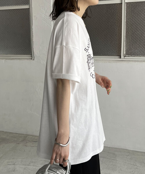 DISCOAT（ディスコート）の「【WEB限定】モチーフ刺繍ロゴTシャツ《ユニセックス》（Tシャツ/カットソー・レディース・チャコールグレー/ホワイト/ネイビー・FREE）」の10枚目の写真