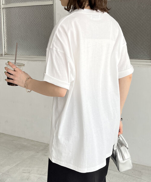 DISCOAT（ディスコート）の「【WEB限定】モチーフ刺繍ロゴTシャツ《ユニセックス》（Tシャツ/カットソー・レディース・チャコールグレー/ホワイト/ネイビー・FREE）」の11枚目の写真