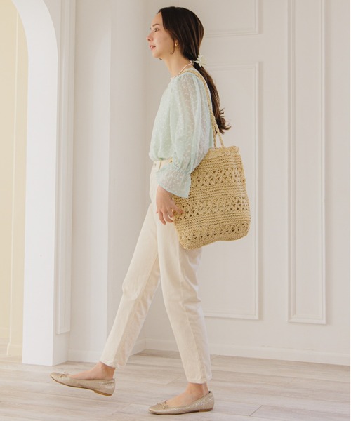 flower（フラワー）の「テンダーエンブロイダリーブラウス（シャツ/ブラウス・レディース・オレンジ/カーキ・FREE）」の8枚目の写真